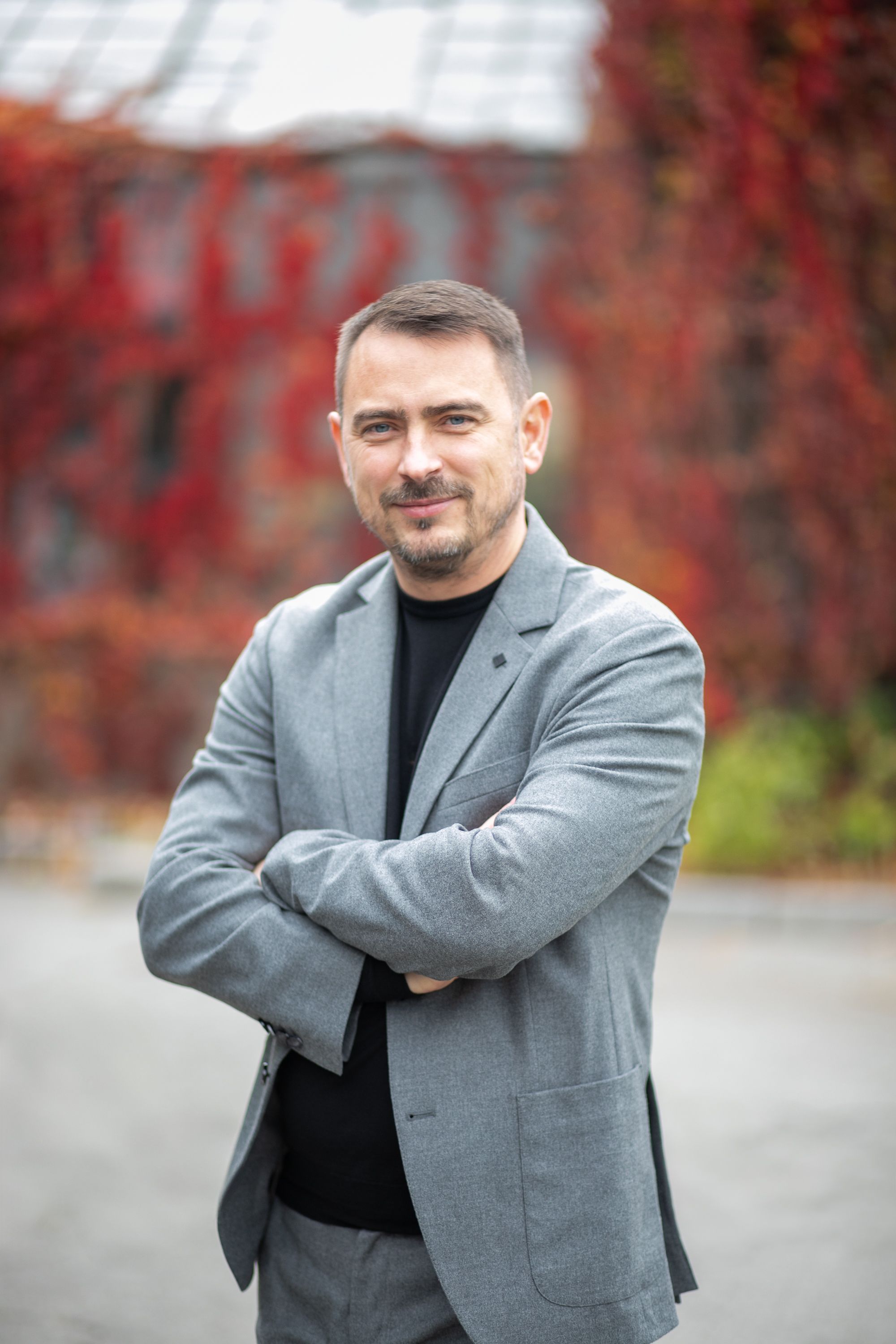 Олег Кучеренко